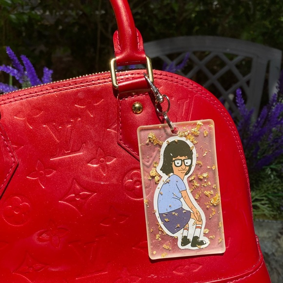 Bob's Burgers Tina Belcher Twerking Dancing & Gold Flakes Keychain Bag Charm - Picture 10 of 16